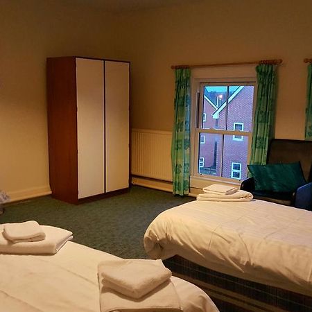 Station Hotel Hucknall Екстериор снимка
