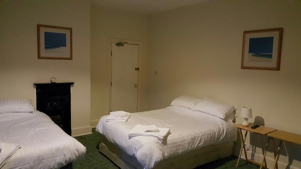 Station Hotel Hucknall Екстериор снимка