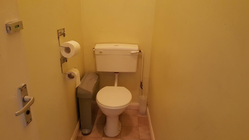 Station Hotel Hucknall Екстериор снимка