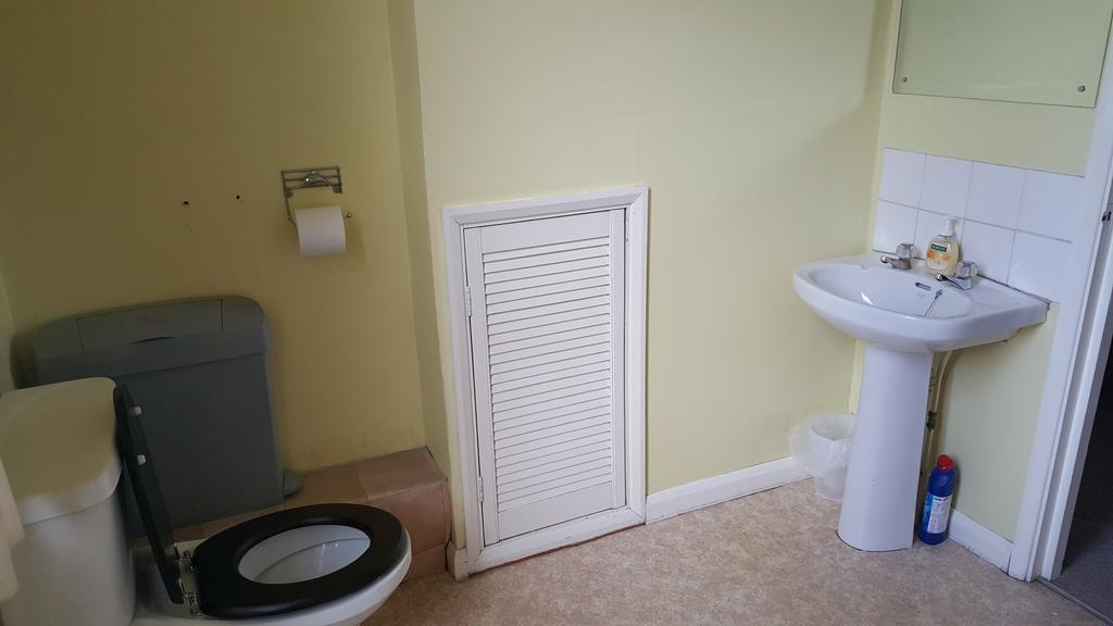 Station Hotel Hucknall Екстериор снимка