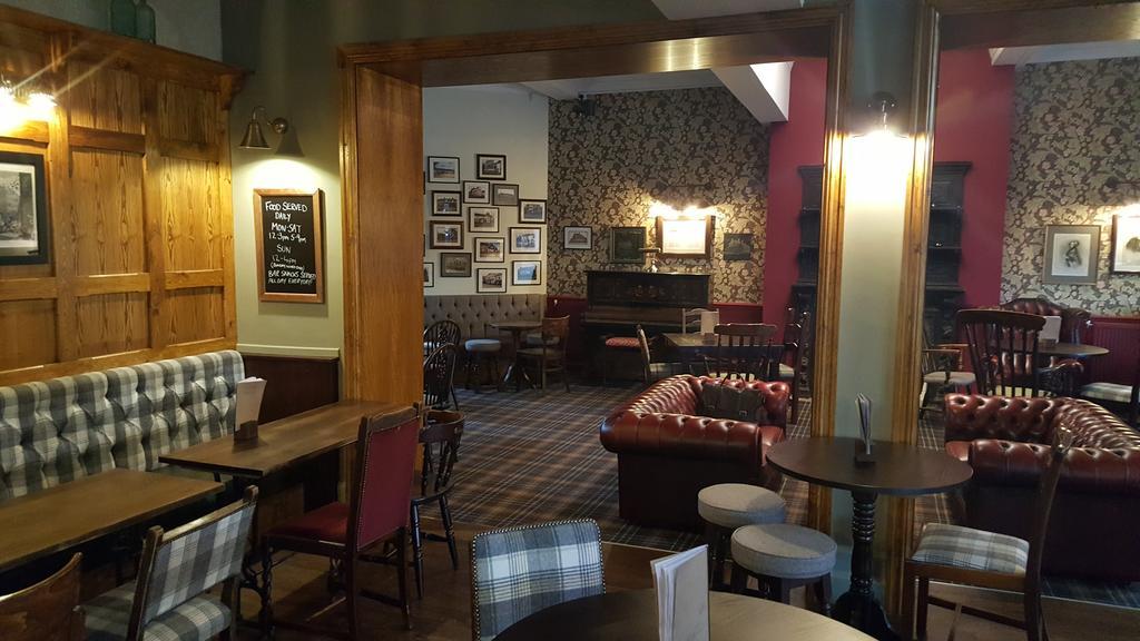 Station Hotel Hucknall Екстериор снимка