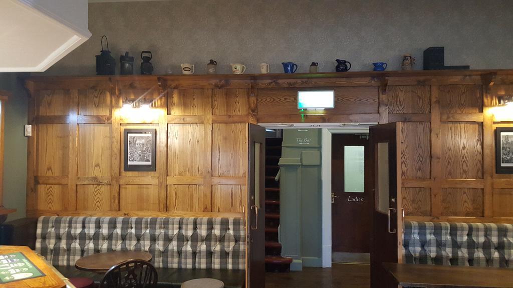 Station Hotel Hucknall Екстериор снимка
