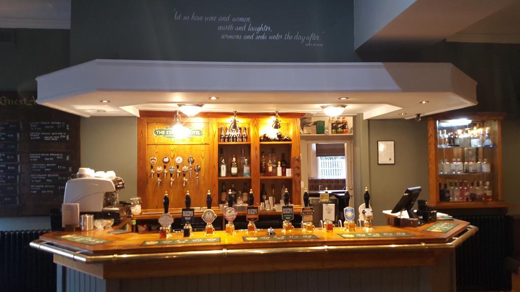 Station Hotel Hucknall Екстериор снимка