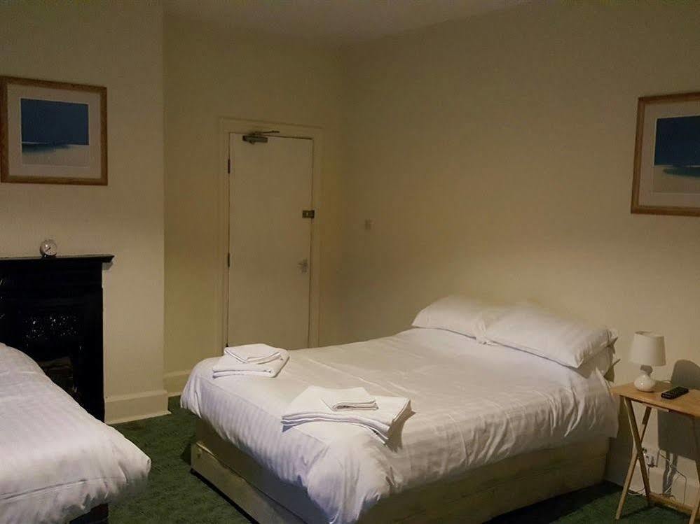 Station Hotel Hucknall Екстериор снимка